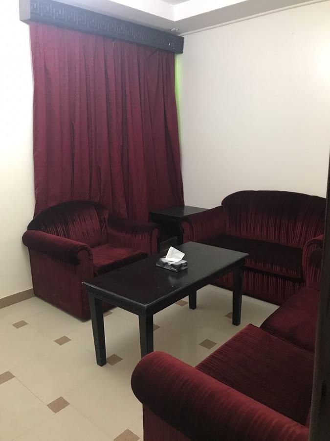 Al Makan Al Mosafer 116 Hotel By Al Azmy Рияд Екстериор снимка