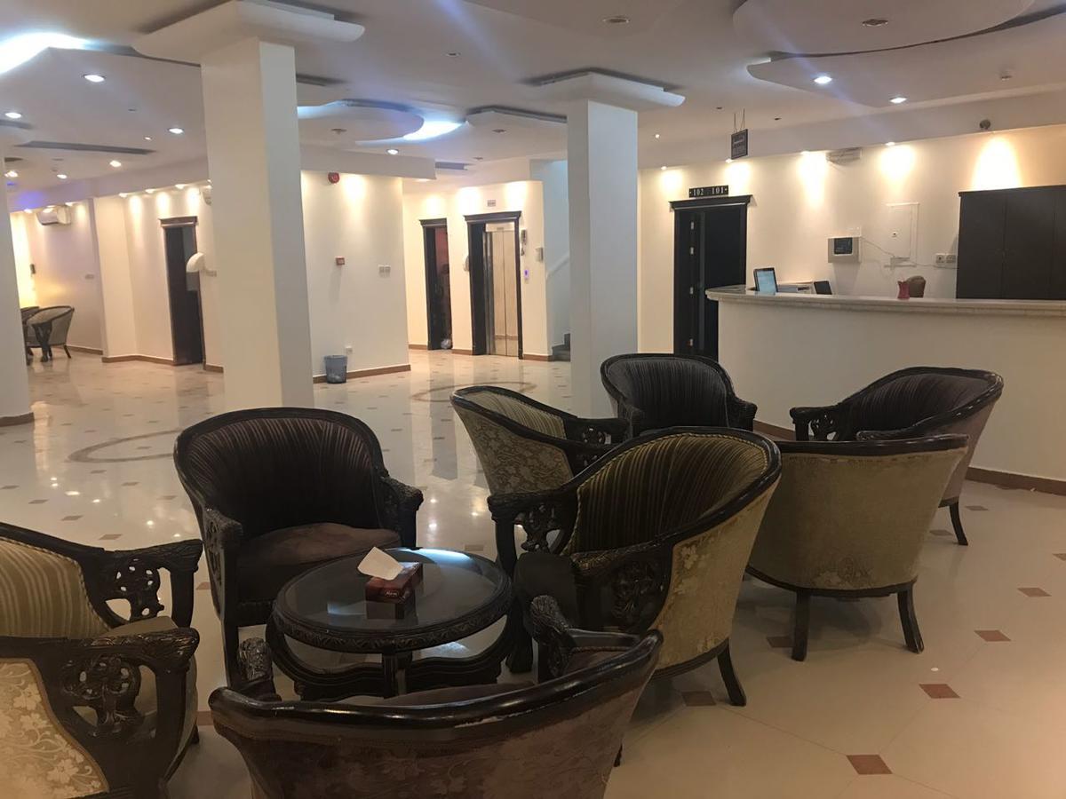 Al Makan Al Mosafer 116 Hotel By Al Azmy Рияд Екстериор снимка